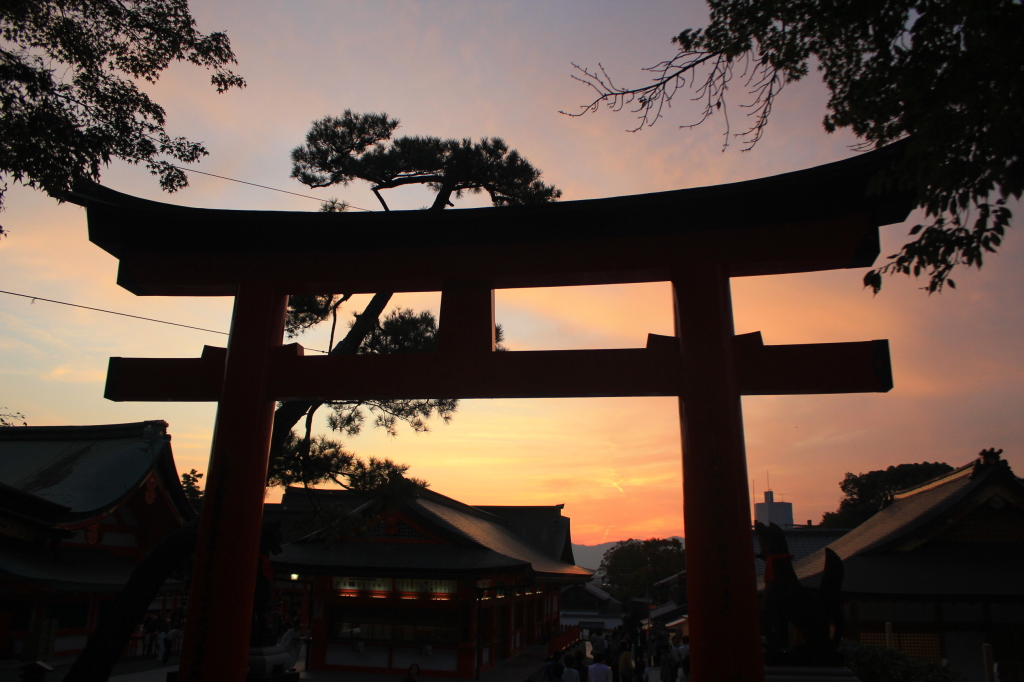 Sunset dari Inari