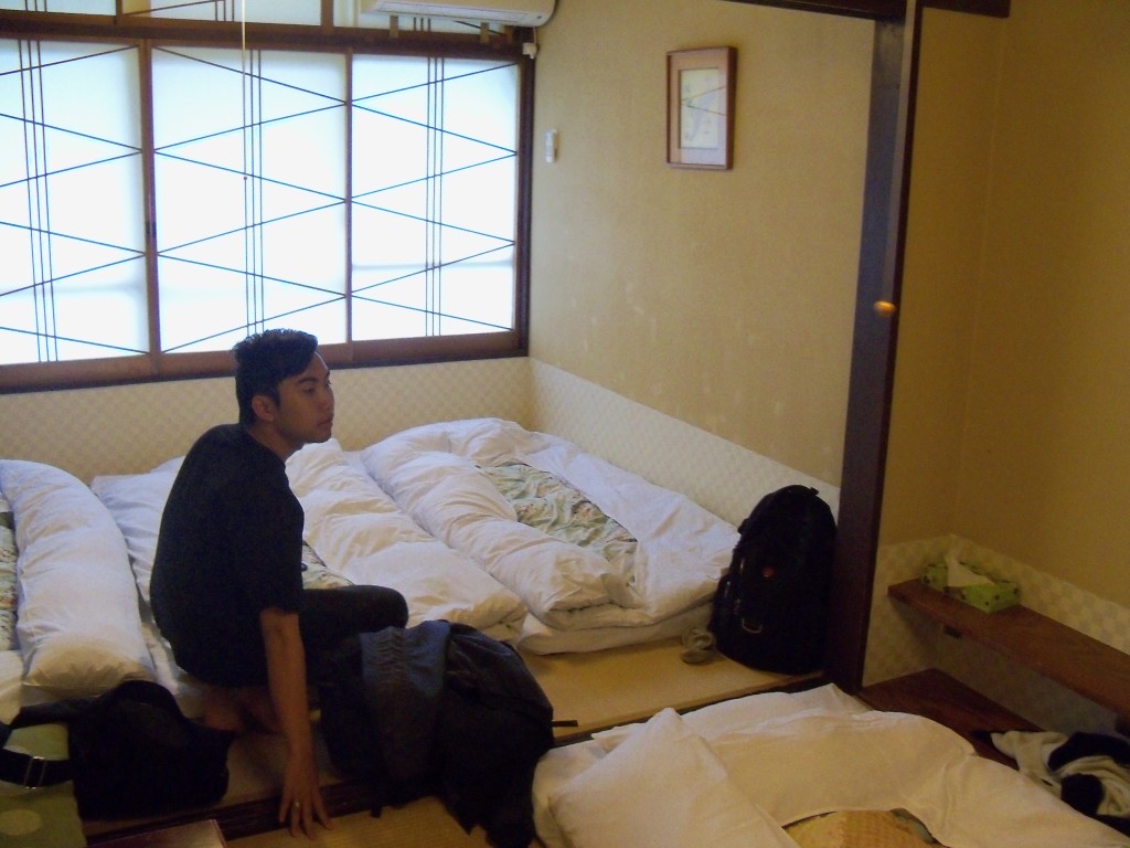 kamar yang tradisional abis